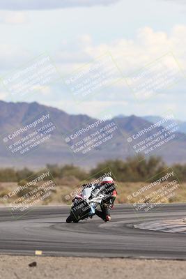 media/Nov-16-2025-Race Pace (Sun) [[8c5fa54630]]/Non Verified Riders (1st 20 Minutes)/5-Turn 15 (110pm)/